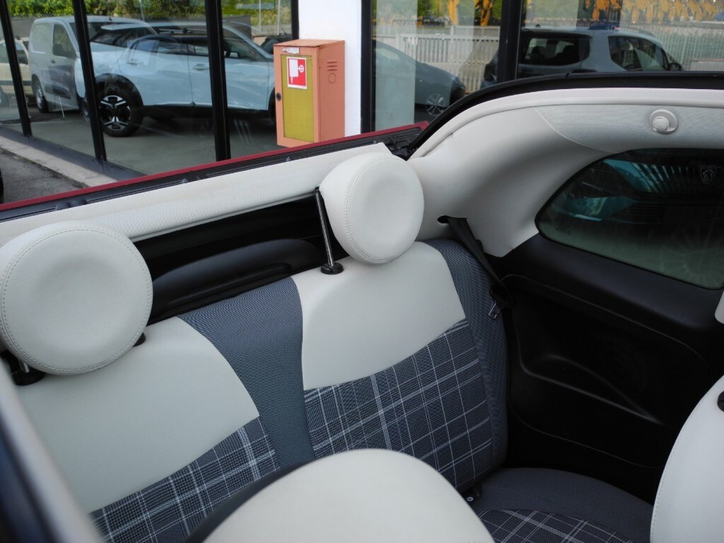 FIAT 500 (2015-2024) 500 1.2 Lounge (18/30)