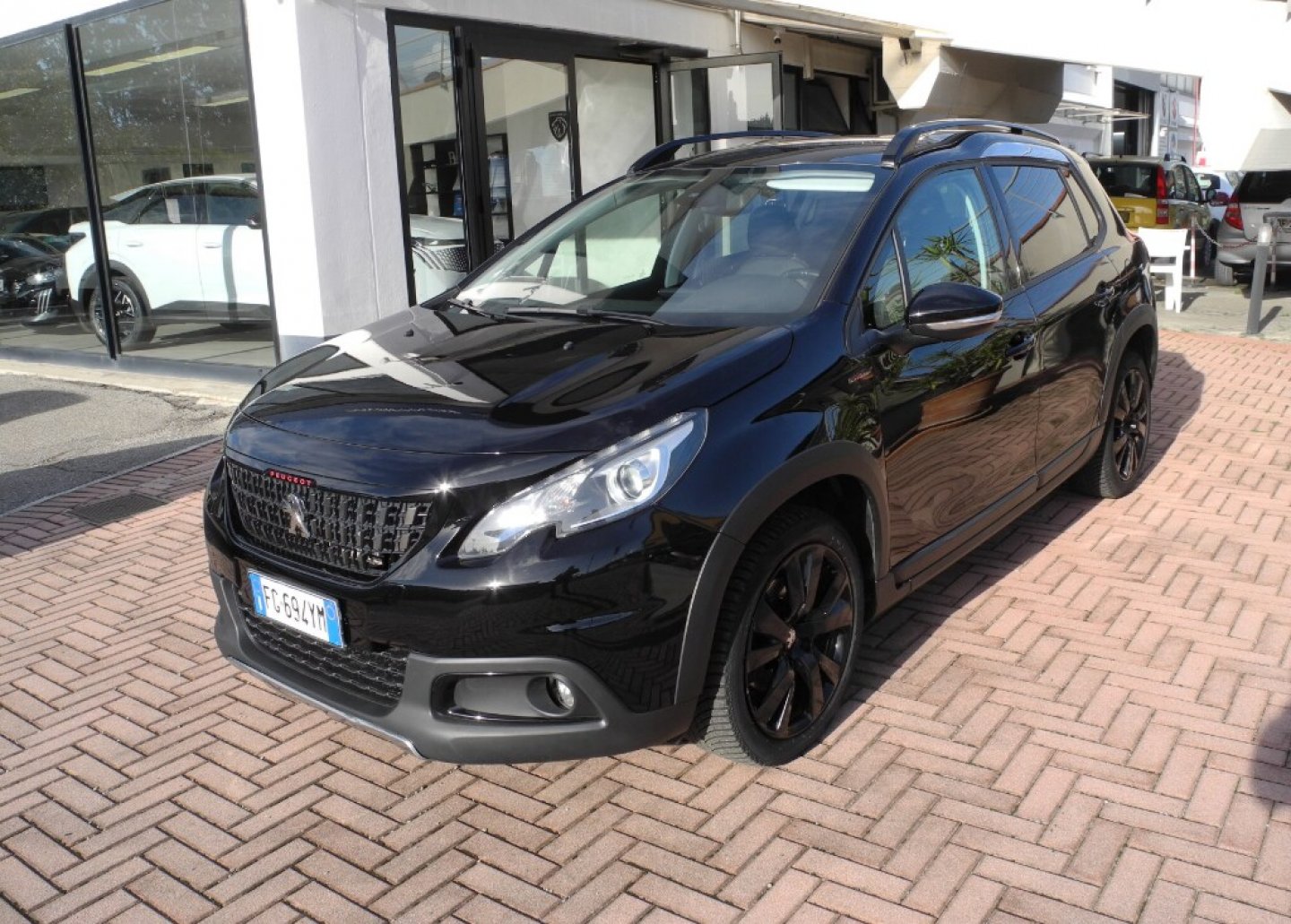 PEUGEOT 2008