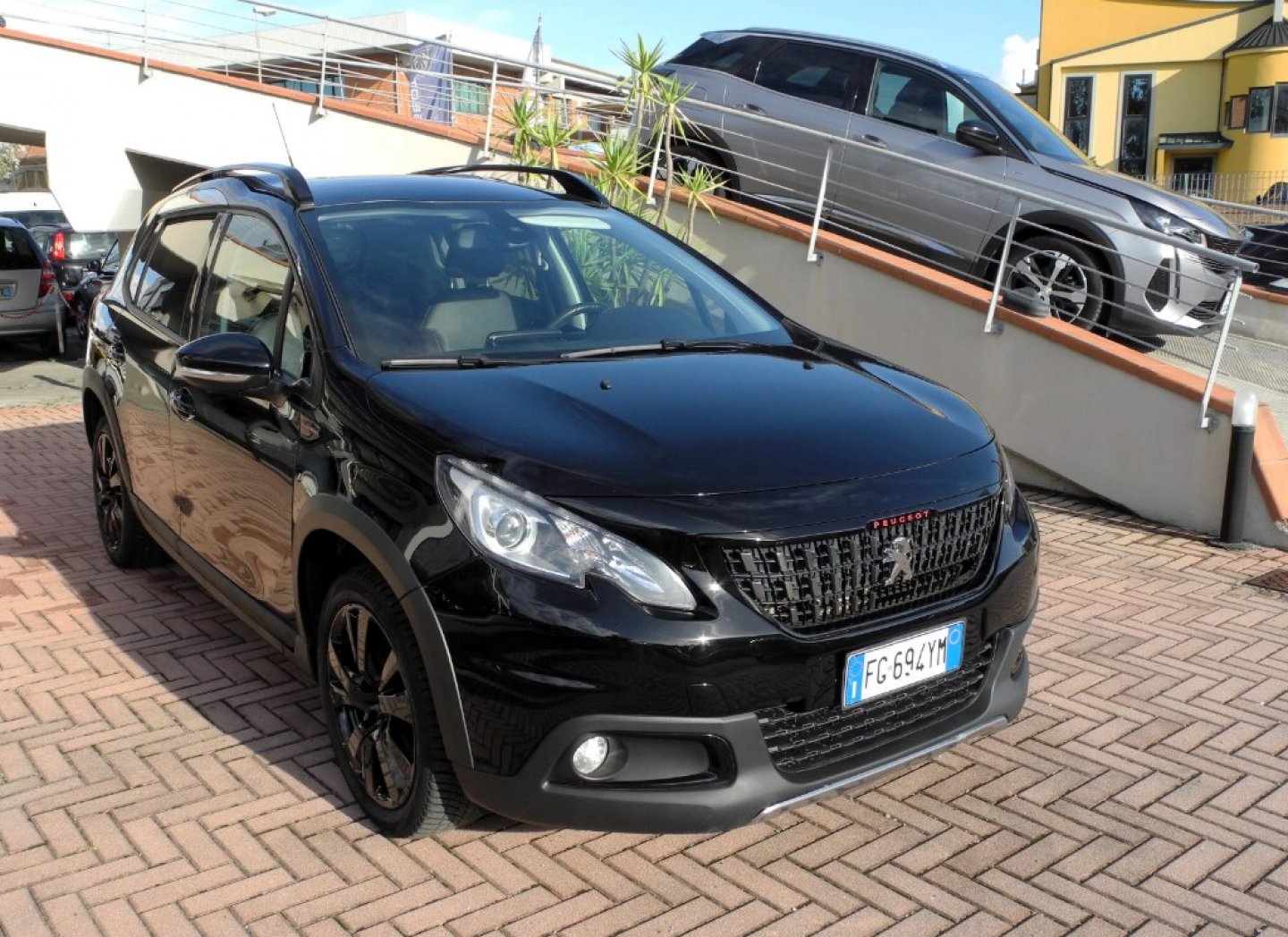 PEUGEOT 2008 1° serie BlueHDi 120 S&S GT Line (1/23)