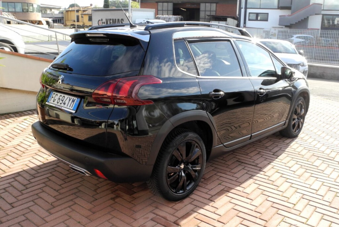 PEUGEOT 2008 1° serie BlueHDi 120 S&S GT Line (5/23)