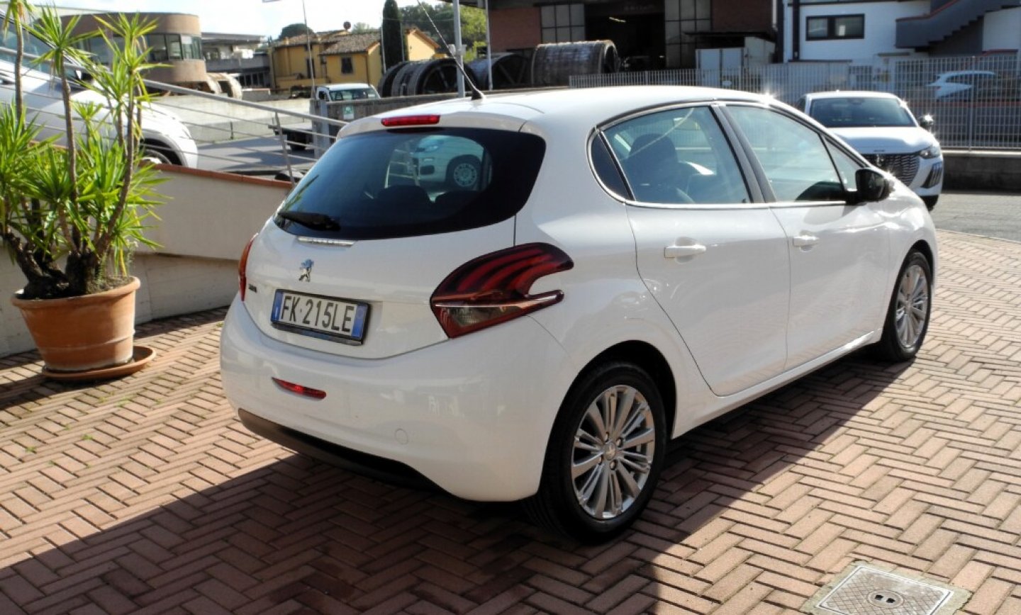 PEUGEOT 208 1° serie BlueHDi 75 5 porte Active (5/14)
