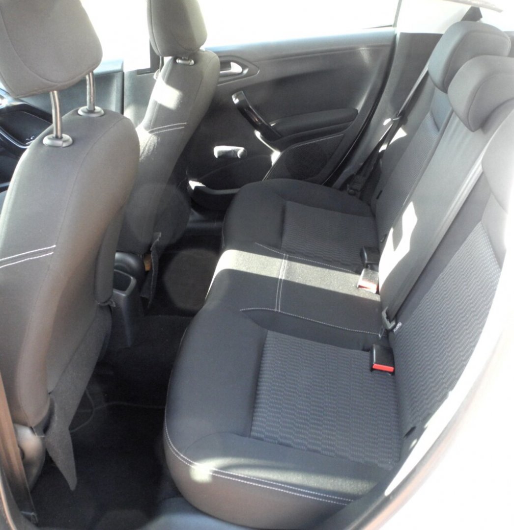 PEUGEOT 208 1° serie BlueHDi 75 5 porte Active (6/14)