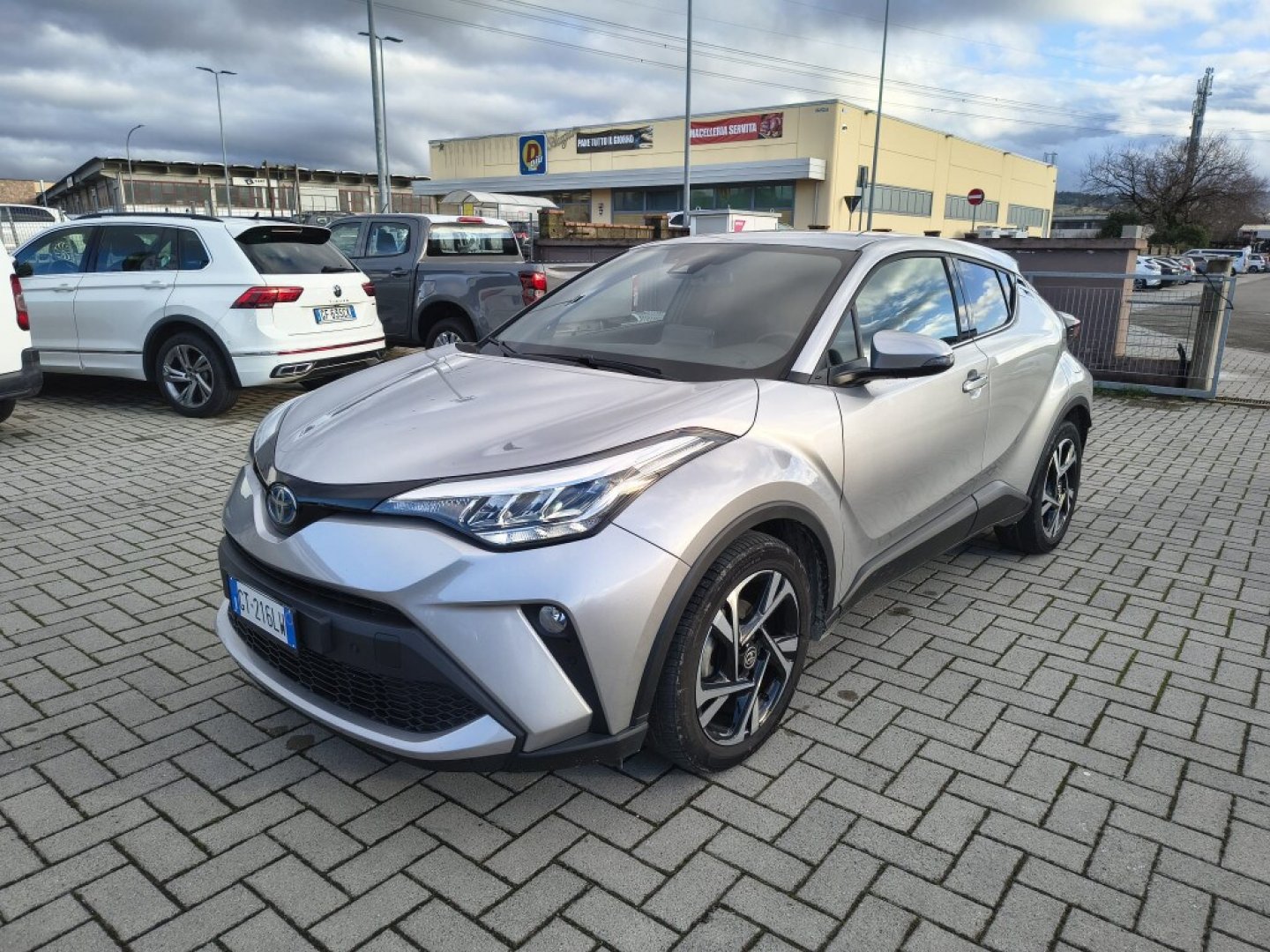 TOYOTA C-HR (2016-2023) C-HR 2.0 Hybrid E-CVT Morebusiness