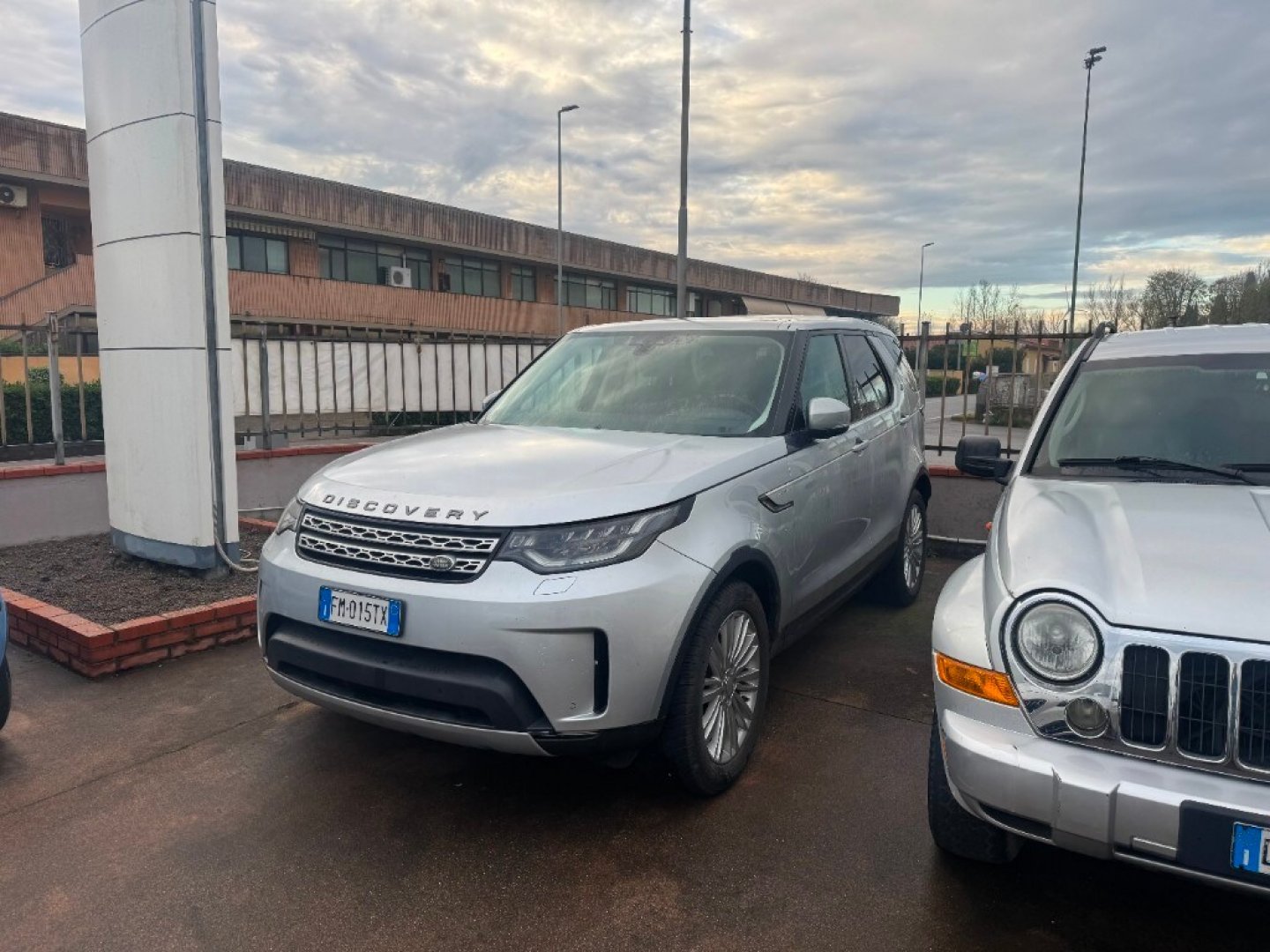 LAND ROVER Discovery