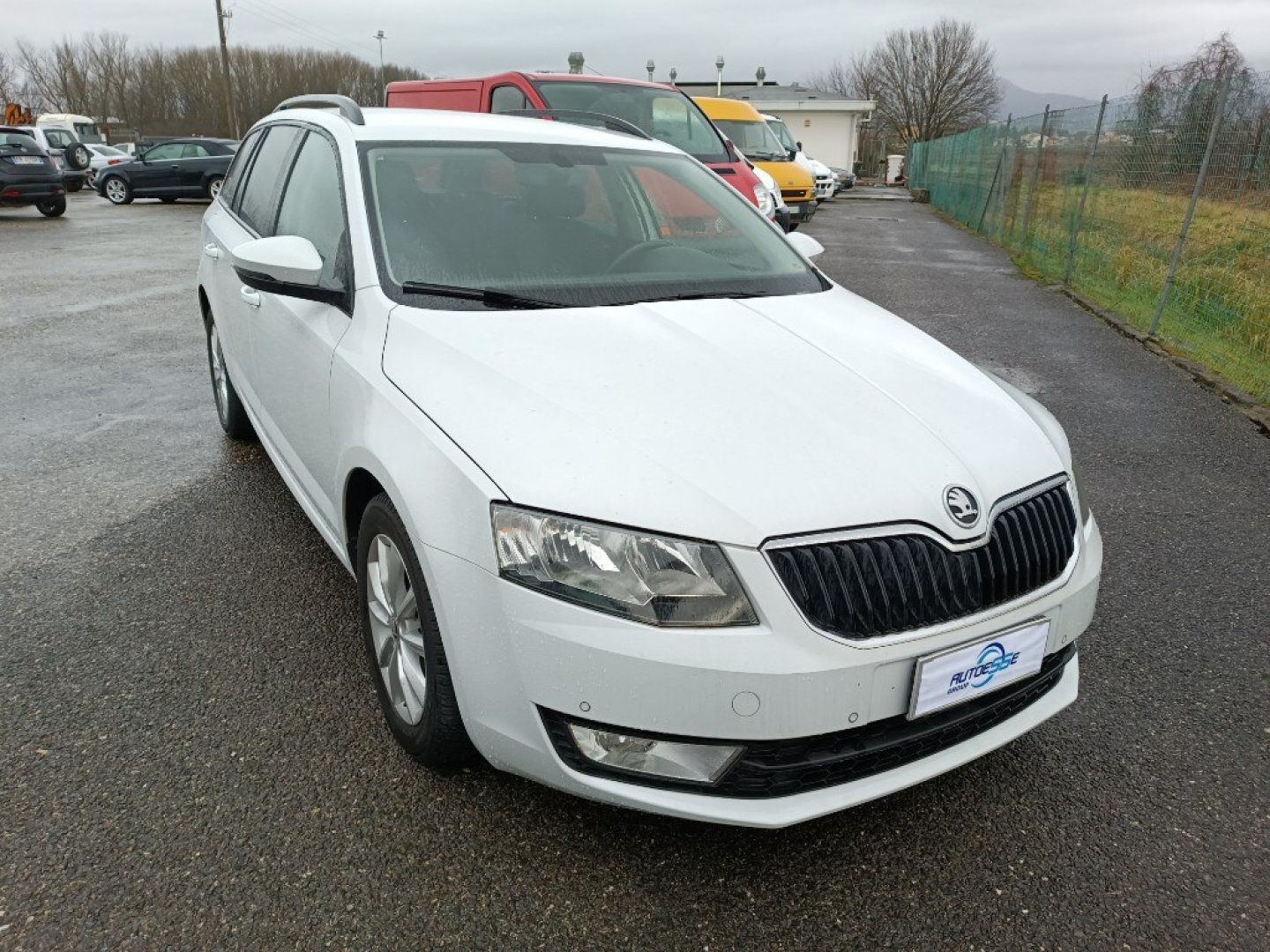 SKODA Octavia station